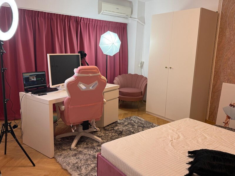 Modele videochat Rond Alba Iulia, Decebal.